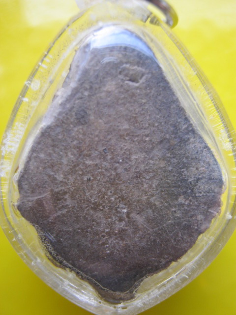 ล.พ ลี เนื้อดิน เลี่ยมอัดกันน้ำเดิม