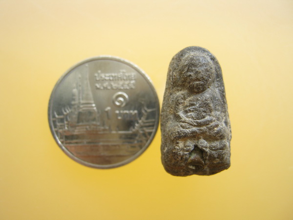 หลวงปู่ทวด พิมพ์พระรอด(ตัวหนอน) อาจารย์นอง วัดทรายขาว