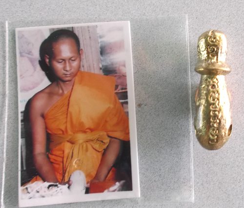 -...***ปลัดขิก + รูปถ่าย พระอาจารย์จิ วัดหนองหว้า จ.เพชรบุรี
