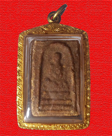 หลวงพ่อพรหม วัดช่องแค รุ่นฟ้าผ่า เลี่ยมทอง(พร้อมบัตรรับประกัน)