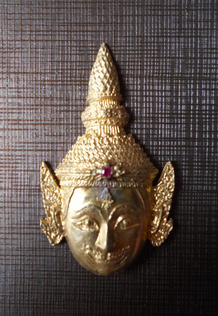 เศียรพระลักษณ์ รุ่นแรก เนื้อสุวรรณสัมฤทธิ์ หลวงพ่อเอิบ วัดซุ้มกระต่าย เคาะเดียวครับ
