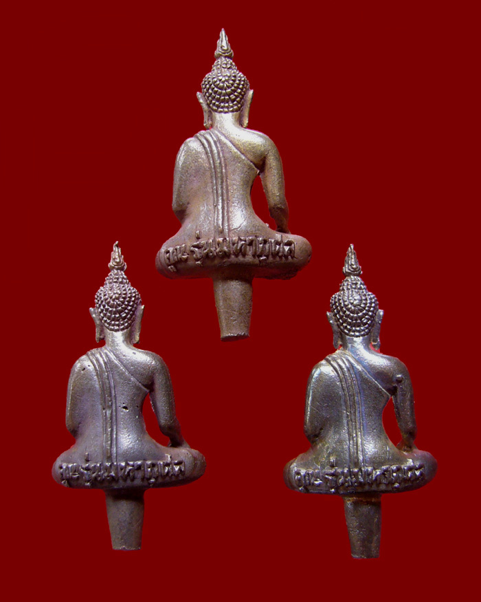 พระยอดธง รุ่นคูณมหากุศล ปี2540 เนื้อนวะโลหะ ตอกโค๊ต 3 องค์ ชุดที่2