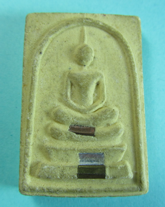พระสมเด็จฝังตะกรุดเงินทองนาค หลัง ยันต์ห้า ไม่ทราบวัดครับ.....เริ่ม20บาท/.(16/07/56-104)