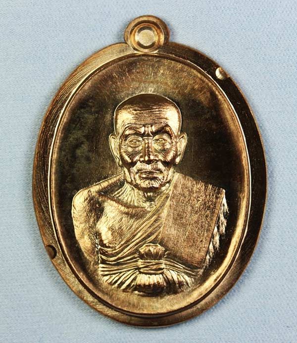 เหรียญหลวงพ่อทวด รุ่นปาฎิหาริย์ หน่วย EOD เนื้อนวะไม่ตัดปีก(จากชุดทองคำ) หมายเลข ๑๐ สวยๆ 