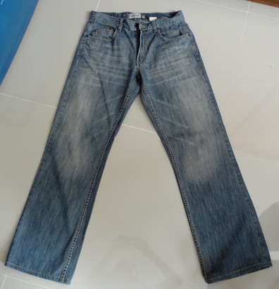 กางเกงยีนส์ GIORDANO ของแท้ BOOT CUT ลดไปเกือบสองพันครับ