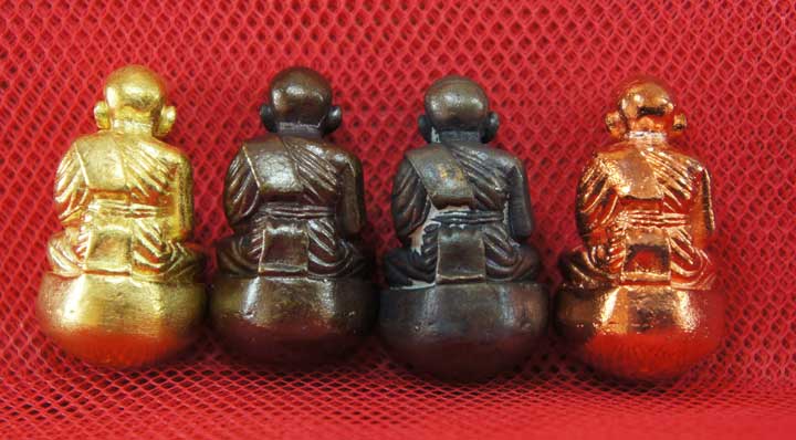 หลวงปู่ทวด พิมพ์เบ้าทุบ 4 องค์ เนื้อเปียกทอง เนื้อนวะ เนื้อผิวไฟ เนื้อสตางค์เเดง วัดในหาน อ.นอง อ.ทอ
