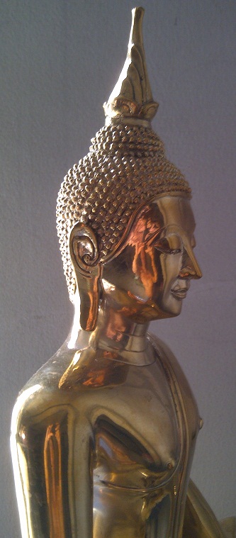 พระบูชาหลวงพ่อพระเสาร์ รุ่นแรก หน้าตัก 9 นิ้ว ฐานสูง วัดหอก่อง จ.หนองคาย