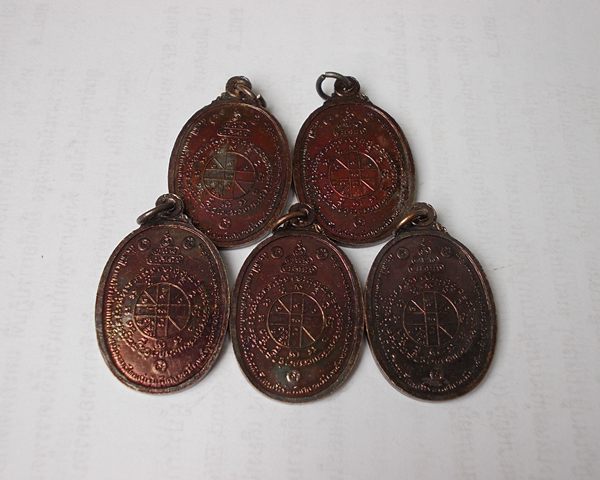 ***วัดใจ5เหรียญ *** หลวงพ่อคูณตลาดไทรเก่า ปี 22 ทองแดงสภาพสวย no.3