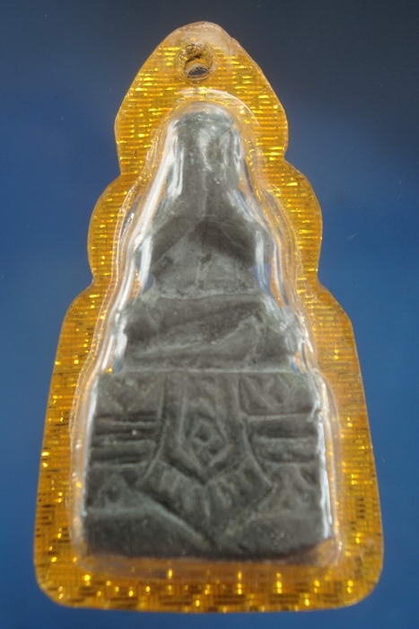 พระปิดตาฐานสูง องค์ใหญ่ เนื้อชินแก่ตะกั่ว พร้อมเลี่ยม ไม่รู้ที่ ไม่ทราบที่