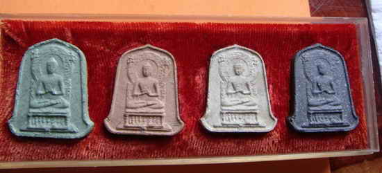 พระผงธรรมจักร ลป.จวน  กุลเชษโฐ หนองคาย