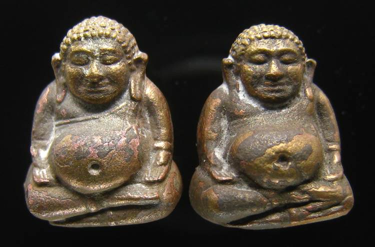 **ทีเดียว 2 องค์ *พระสังกัจจายน์ สมเด็จญาณฯ วัดบวรฯ ปี 43 เนื้อนวะ เลข 248 และ 397 เคาะเดียวแดง**