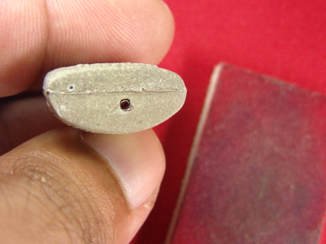 เนื้อ"จ่าสันต์" แดงเคาะเดียว/พระผงรูปเหมือนหลวงปู่อั๊บ  ฝังตะกรุด วัดท้องไทร นครปฐม