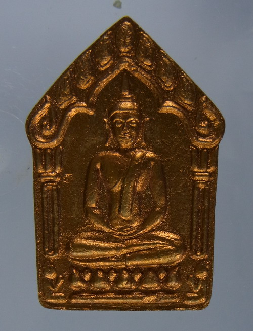 ขุนแผนผ้าป่า ปี 46 เนื้อว่านดอกทอง พิมพ์ใหญ่ ทาบอร์น หลังตะกรุดทองแดงคู่ หายากสวยๆครับ (1) 
