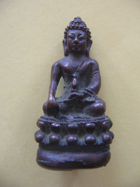 พระกริ่ง หลวงปู่แย้ม วัดตะเคียน นนทบุรี ก้นสิงห์ เนื้อทองแดง รุ่นนิมิตสิทธิโชคเศรษฐี เคาะเดียวครับ