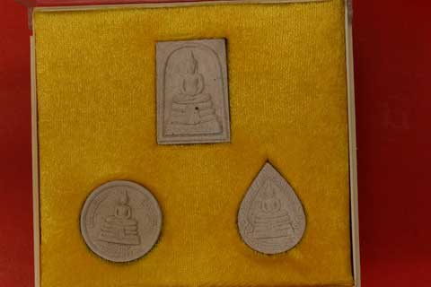 พระชุดหลวงพ่อโสธร 1 ชุด 3 องค์