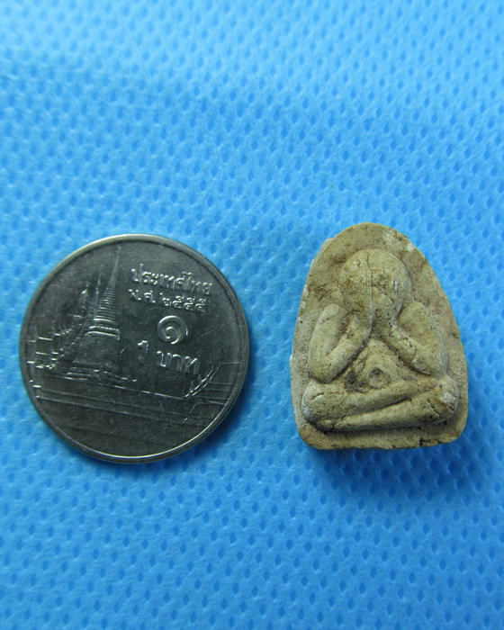 พระปิดตาหลังพุทธ ไม่ทราบที่..เริ่ม20บาท/.(04/08/56-73)