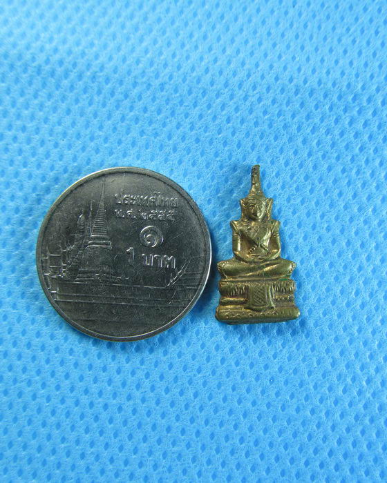 พระแก้วมรกต ไม่ทราบที่ครับ..เริ่ม20บาท/.(04/08/56-84)