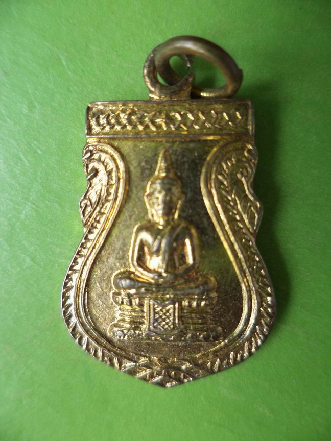 หลวงพ่อโสธร เคาะเดียวครับ