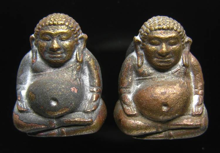 **ทีเดียว 2 องค์ *พระสังกัจจายน์ สมเด็จญาณฯ วัดบวรฯ ปี 43 เนื้อนวะ เลข 230 และ 240 เคาะเดียวแดง**
