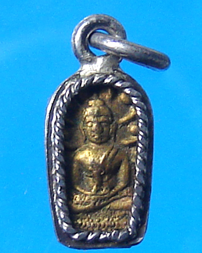 พระปรกใบมะขาม วัดกัลยาณมิตร