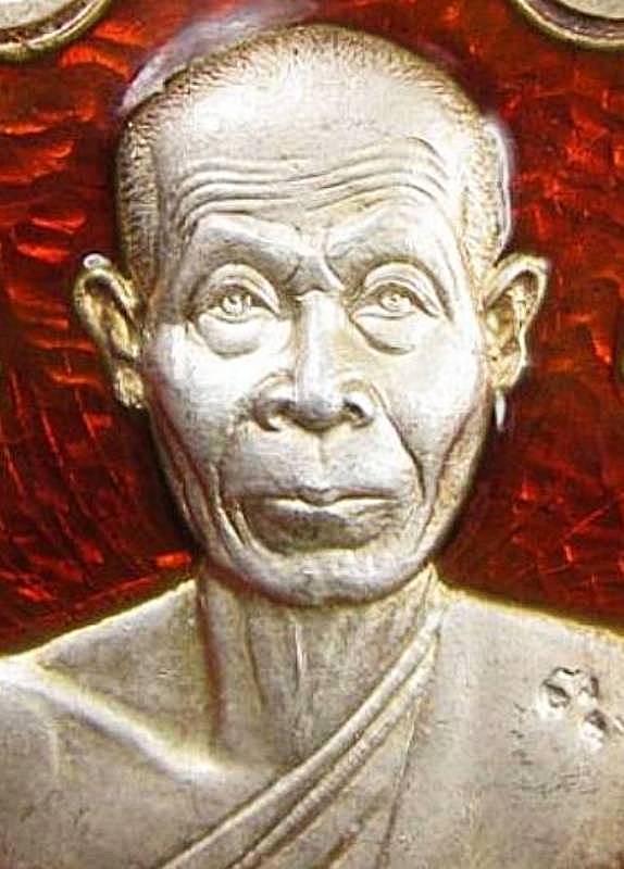 หลวงพ่อ พุธ ฐานิโย อายุ ๗๓ ปี เนื้อเงินลงยา สีแดง