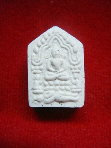 5. ขุนแผนพราย3เชื้อ เนื้อขาว หลวงปู่นาม (เคาะเดียว) 