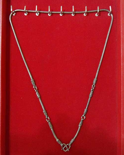 วัดใจ วันหยุด 20 บาท สร้อยลายกระดูกงู 5 ห่วง สวมหัว ความยาว 24 นิ้ว เส้นที่ 1