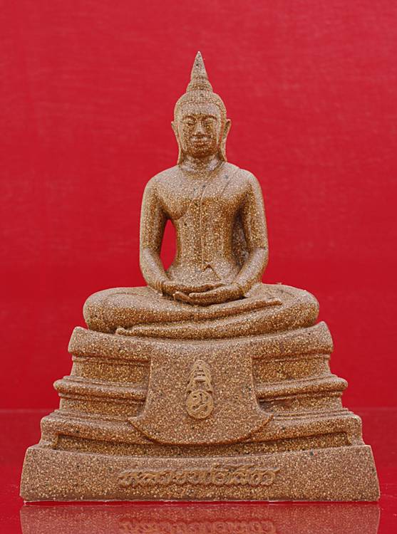 พระบูชาหลวงพ่อโสธร เนื้อกระเบื้องหลังคาโบสถ์