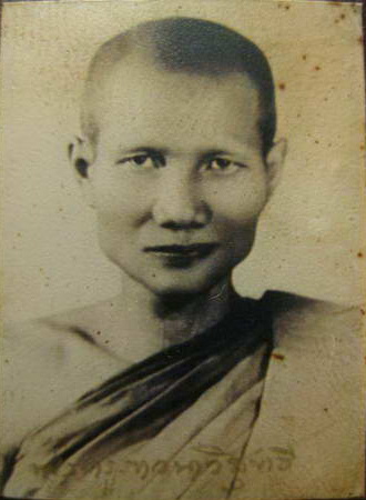 พระพุทธนฤมิตรโชค(กวางใหญ่) หลวงพ่อจรัญ วัดอัมพวัน