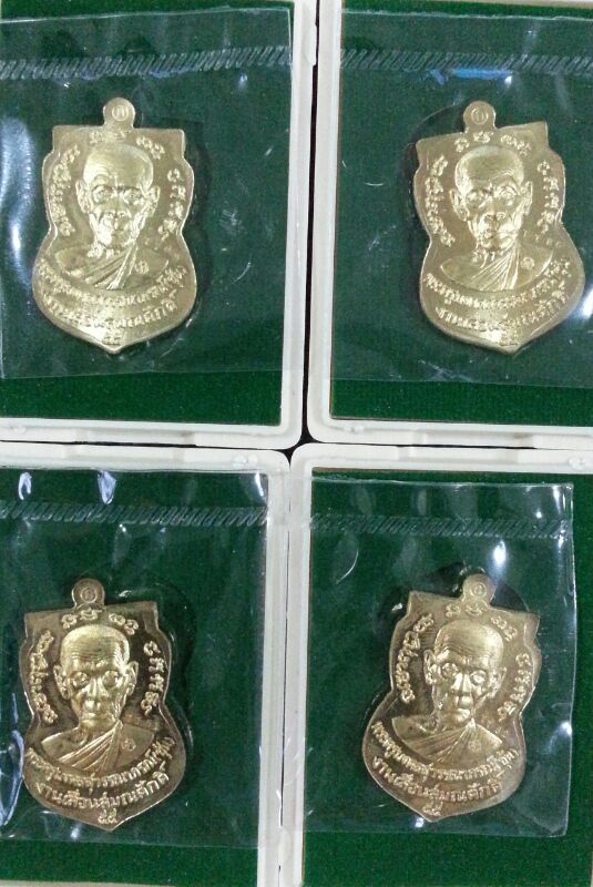 4องค์เริ่มที่เคาะแรก!!!พ่อท่านซุ่น เสมาหลวงพ่อทวด รุ่นเลื่อนสมณศักดิ์