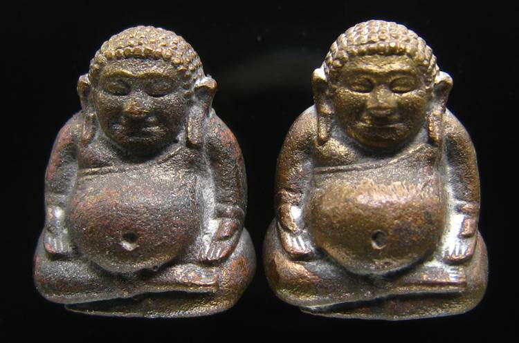 **ทีเดียว 2 องค์ *พระสังกัจจายน์ สมเด็จญาณฯ วัดบวรฯ ปี 43 เนื้อนวะ เลข 426 และ 493 เคาะเดียวแดง**