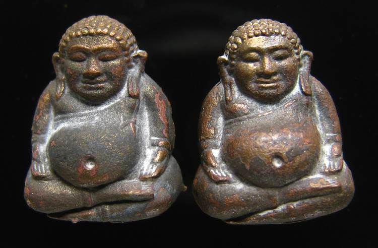 **ทีเดียว 2 องค์ *พระสังกัจจายน์ สมเด็จญาณฯ วัดบวรฯ ปี 43 เนื้อนวะ เลข 225 และ 285 เคาะเดียวแดง**