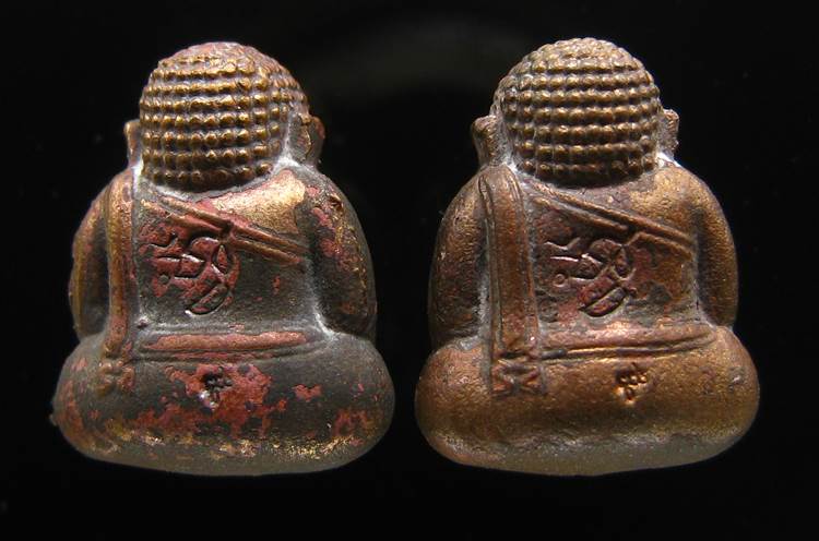 **ทีเดียว 2 องค์ *พระสังกัจจายน์ สมเด็จญาณฯ วัดบวรฯ ปี 43 เนื้อนวะ เลข 225 และ 285 เคาะเดียวแดง**