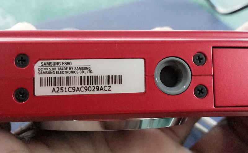 ขายถูก กล้อง SAMSUNG ES90 สภาพ เคาะเดียวแดง