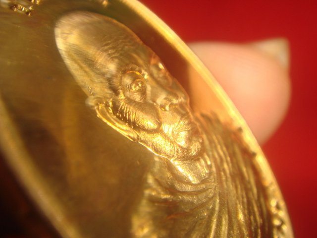 เหรียญหลวงพ่อคูณรุ่นเมตตาออกวัดบ้านไร่ปี55เนื้อทองทิพสูตใหม่พิมห่มคลุม4411สภาพสวย