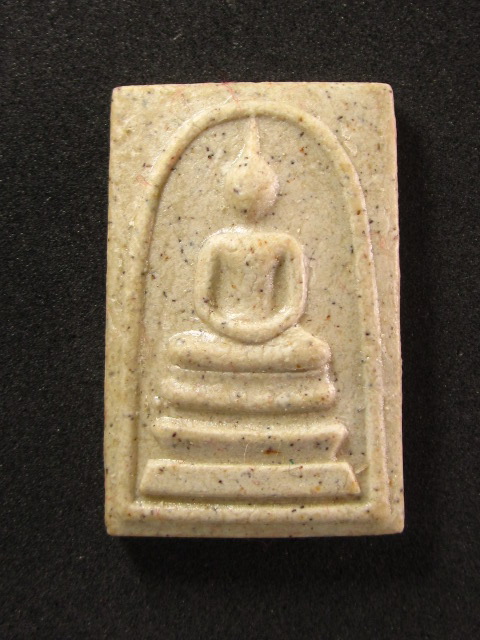 สมเด็จวัดระฆัง 122 ปี พิมพ์ใหญ่นิยม พร้อมกล่อง B-1 จัดให้เคาะแรก 400 ฿ ครับ