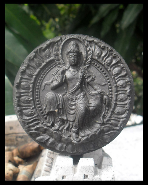 >> เคาะเดียว << จตุคามรามเทพ รุ่นเสวยสุข เนื้อว่านโค๊ตกรรมการ สีดำ
