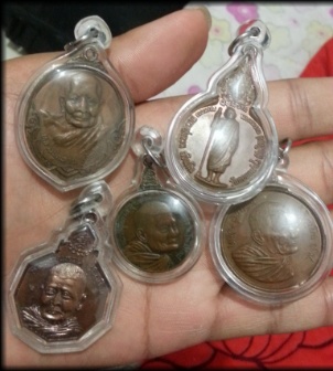หลวงปู่แหวน ยกชุด