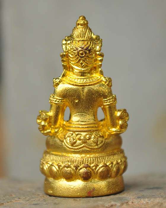 พระกริ่งเจริญพร89 หลวงปู่คำบุ วัดกุดชมภู เนื้อทองทิพย์ 