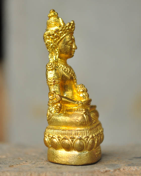 พระกริ่งเจริญพร89 หลวงปู่คำบุ วัดกุดชมภู เนื้อทองทิพย์ 