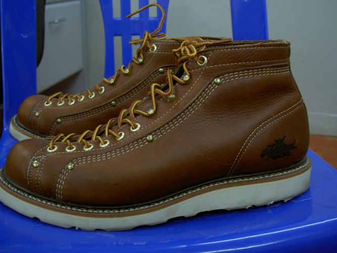 Thorogood Men s American Heritage Lace To Toe Roofer Boots