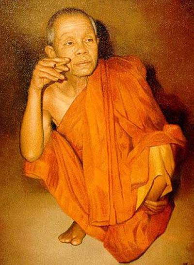 เเผ่นทองเเดงจารมือ ก่อนนำไปทำตะกุดชายจีวร ตัดได้ 9 ช่อง