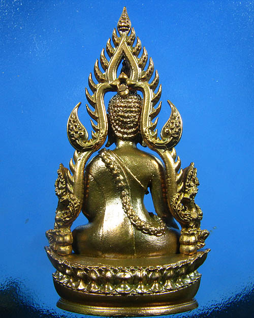 พระพุทธชินราช พิมพ์แต่งฉลุ ลอยองค์ รุ่น จอมราชันย์ เนื้อบรอนซ์นอก (สำริด) หมายเลข 17184