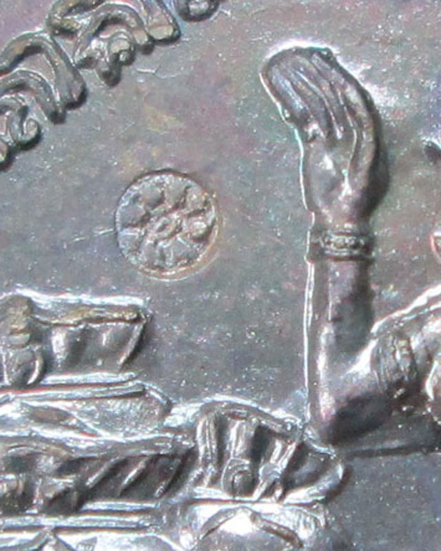 เหรียญโภคทรัพย์ หลวงปู่หมุน ฐิตสีโล รุ่น เสาร์ ๕ มหาเศรษฐี เนื้อทองแดงพร้อมกล่อง ปี ๒๕๔๓  สวยๆๆๆ