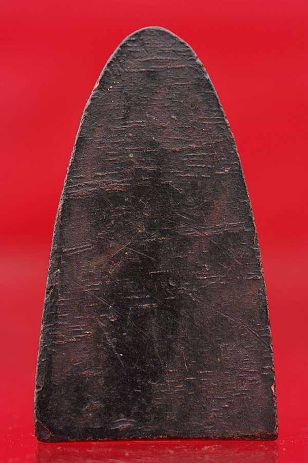 พระพิมพ์กลีบบัวเคลือบรักไม่ทราบที่