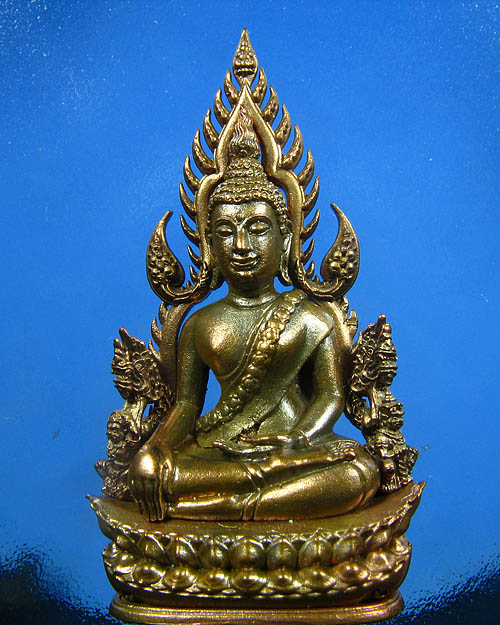 พระพุทธชินราช พิมพ์แต่งฉลุ ลอยองค์ รุ่น จอมราชันย์ เนื้อบรอนซ์นอก (สำริด) หมายเลข 17249