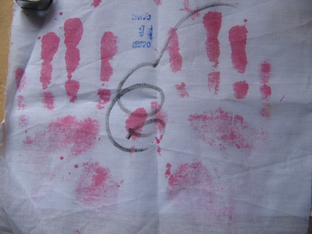 ผ้ายันต์ลายมือ หลวงปู่สรวง วัดไพรพัฒนา ออกที่วัดเลียบฯ 8 X 8 นิ้ว ปี 39 เคาะเดียวครับ