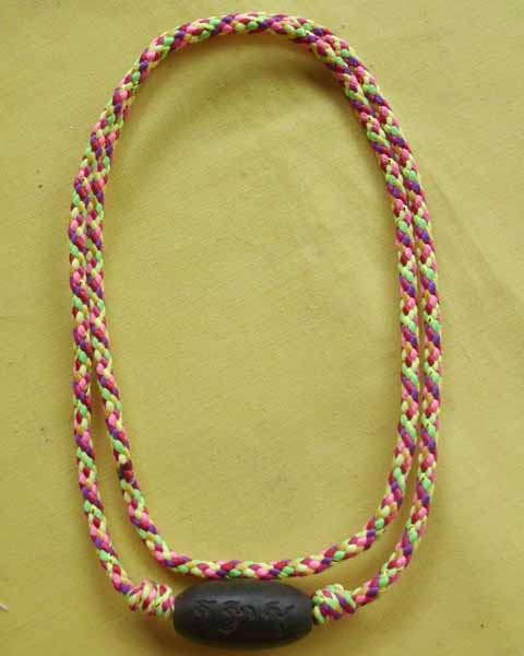 //คืนกำไรให้ลูกค้า//ลูกสะกดไม้พญางิ้วดำ ลงคาถา"อิสวาสุ" หลวงปู่สิงห์ วัดบ้านขี้เหล็ก จ.ศรีสะเกษ *B46