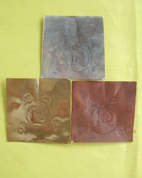 แผ่นยัต์ 3 กษัตริย์ หลวงปู่บุญจันทร์ วัดหนองมะแซว อ.กันทรารมณ์ จ.ศรีสะเกษ 1 ชุด**เคาะเดียว**2**
