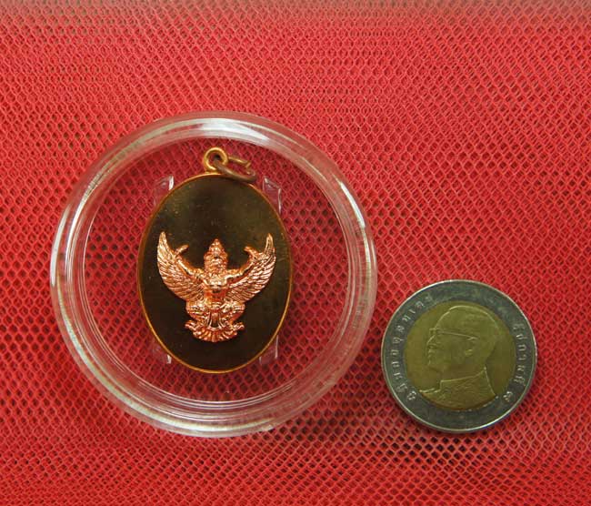 เหรียญพญาครุฑ อ.วราห์ วัดโพธิ์ทอง รุ่น หัวใจเศรษฐี ปี 52 เนื้อทองแดงขัดเงา พญาครุฑ เป็นหน้ากากกะไหล่